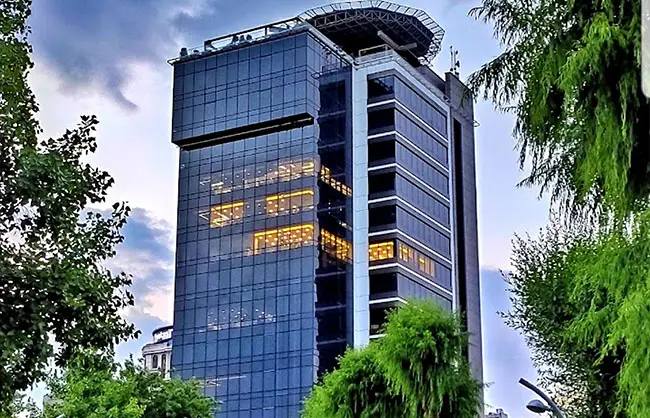 گروه صنعتی گلرنگ